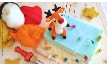 Rodolfo - How to make Santa's Reindeer with the technique of needle felting on Magic Wool?  Rodolfo - How to make Santa's Reindeer with the technique of needle felting on Magic Wool?