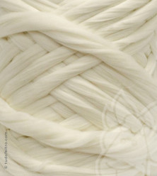 European Merino Wool Tops (combed sliver) - NATURAL WHITE European Merino Wool Tops (combed sliver) - NATURAL WHITE