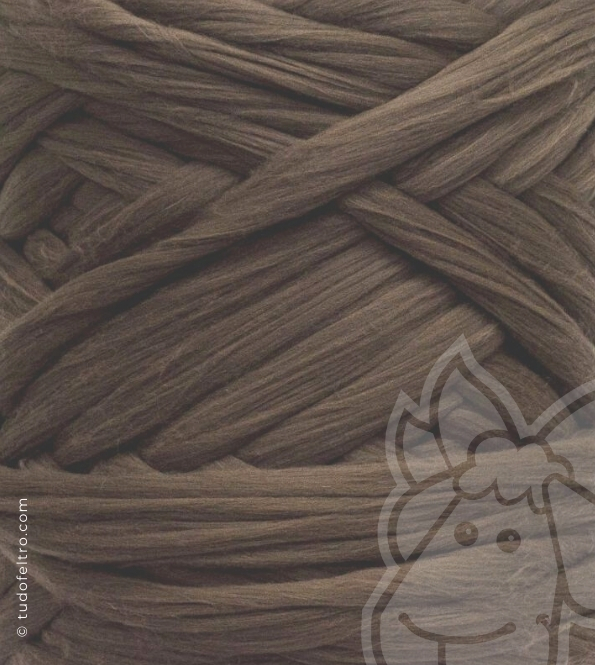 European Merino Wool Tops (combed sliver) - BROWN