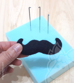 DIY - Bigode (Kit Aprendizagem + Curso Online) | Needle Felting DIY - Bigode (Kit Aprendizagem + Curso Online) | Needle Felting